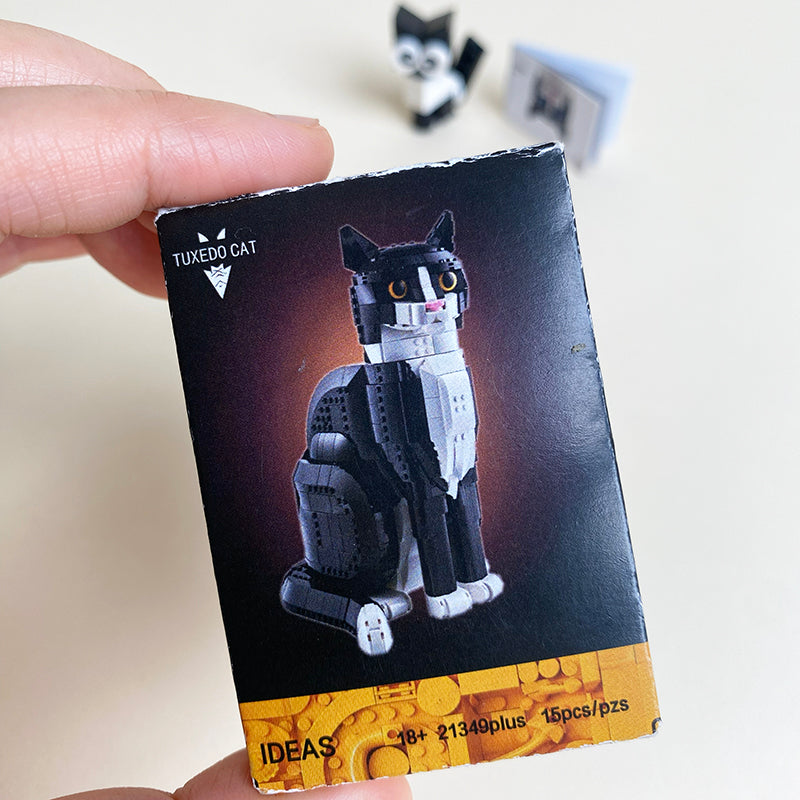Mini Tuxedo Cat Mouse MOC Bricks Come with Box and Manual