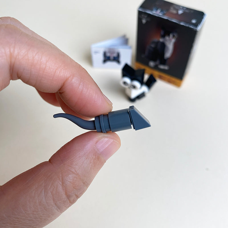 Mini Tuxedo Cat Mouse MOC Bricks Come with Box and Manual