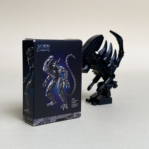 Alien            Xenomorph Mini MOC Set Come with Box and Manual