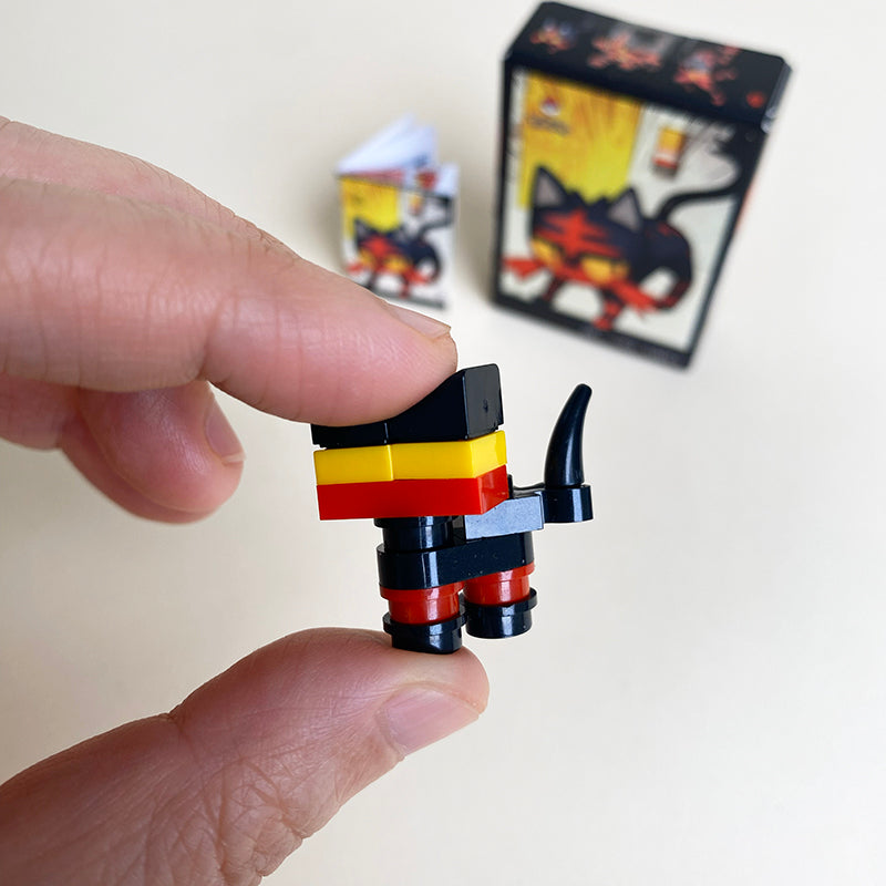 Набор миниатюрных фигурок покемона Литтена, изготовленных вручную, в комплекте с коробкой и инструкцией. 